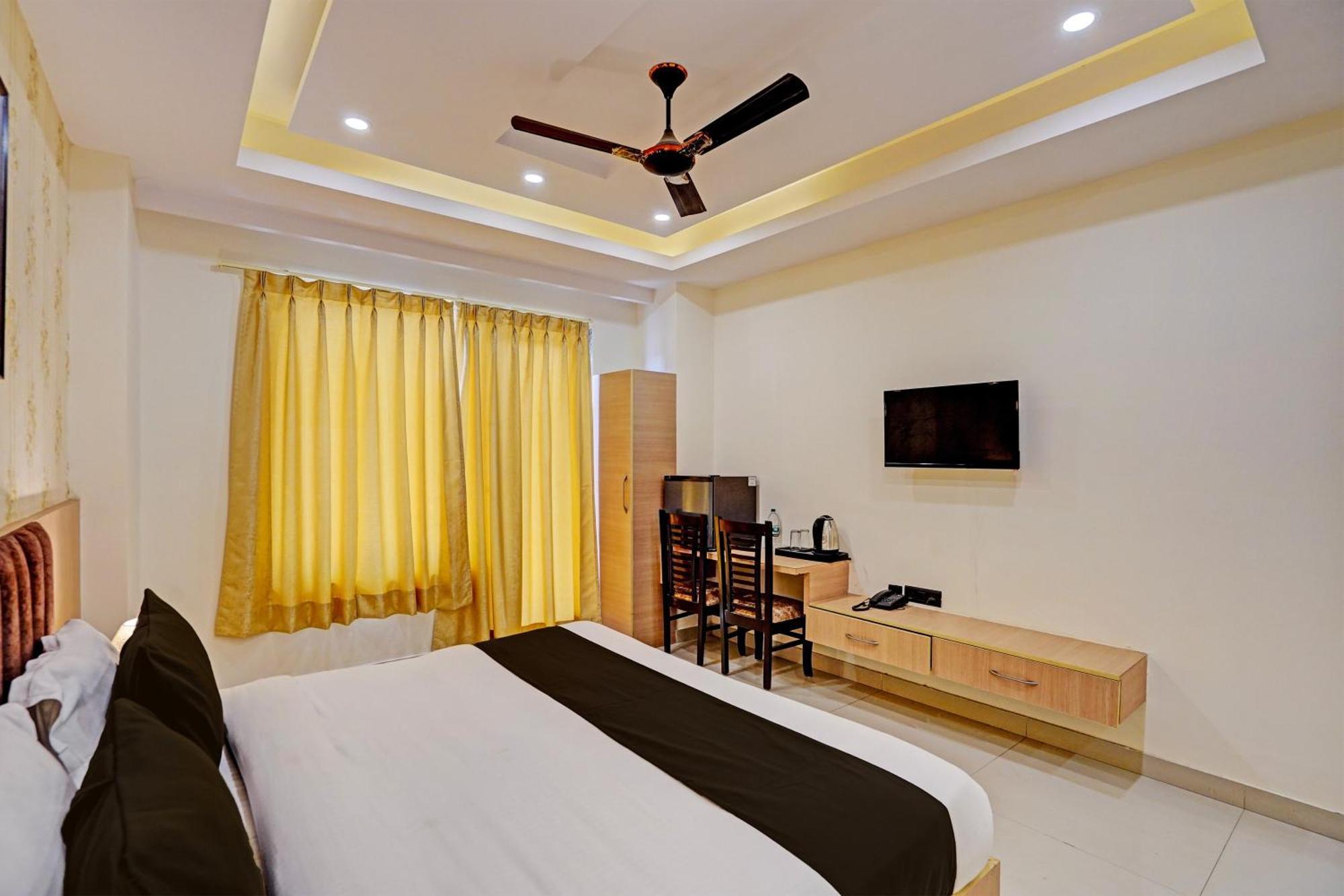 Grand Marina 4* New Delhi